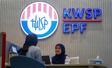 Terpaksa Kerja Tahun Lengkapkan Simpanan Asas Kwsp