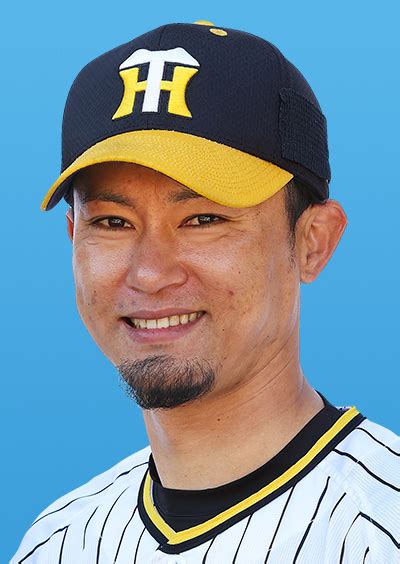 元阪神タイガース 上本博紀 等身大ポスター 非売品 野球