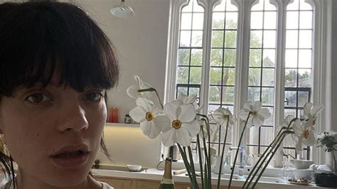 Newlywed Lily Allen Shows Off Gorgeous Intimate Room At Home Hello