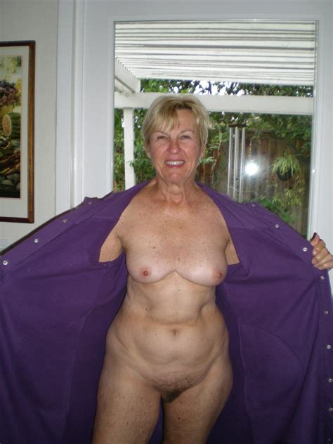 Granny Pics Slut Photo Grannies Big Tits Wife Shows Big Boobs