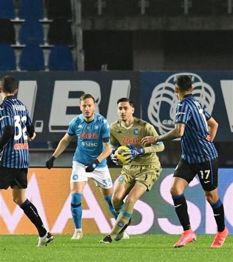 Serie A Atalanta Napoli Azzurri In Silenzio Stampa La Situazione