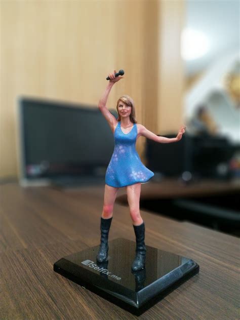 Taylor Swift 3d Model Ready For 3d Print 3d Model 3d Printable Cgtrader