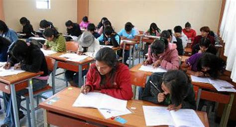 J Venes Rinden Examen De Admisi N A Institutos Peru Correo