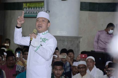 Tumpah Ruah Masyarakat Saksikan Tabligh Akbar Ust Dasad Latif Di