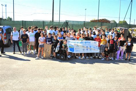 A Langon Lyc Ens Et Coll Giens Participent La Marche Propre En Ville