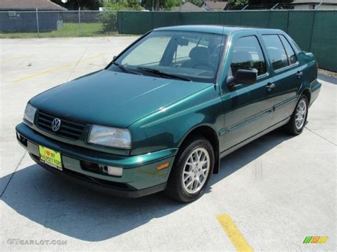 Classic Green Pearl Metallic Volkswagen Jetta Gl Sedan