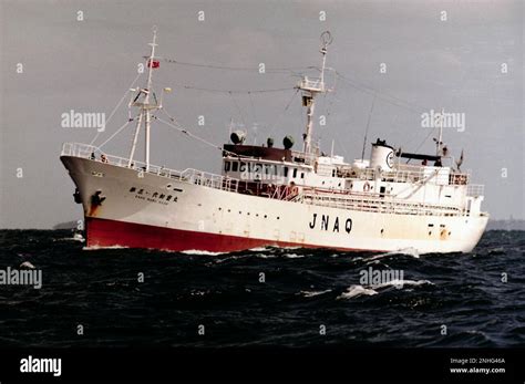 AJAXNETPHOTO. 1987. FREMANTLE, AUSTRALIA. - TUNA BOAT - LONG LINE ...