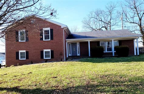 311 Clearbrook Dr Danville Ky 40422 Mls 23023965 Trulia