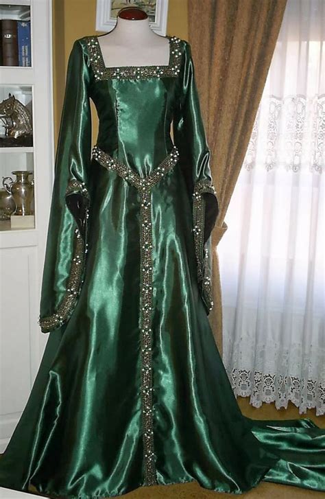 Vestidos De Epoca Cerca Amb Google Old Dresses Pretty Dresses Gowns