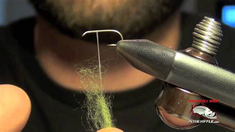 How To Use Fly Tying Dubbing And How To Apply Dubbing To Thread Fly