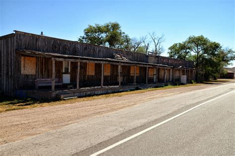 RVing Beach Bums: Scenic, SD & White River Visitor's Center, SD