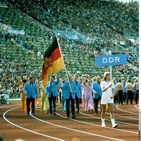 Cérémonie Douverture Des Jeux Olympiques De Munich 1972 Photo12