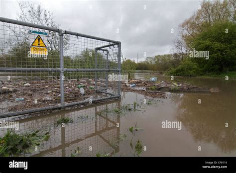 River Rother flooding at Catcliffe Stock Photo - Alamy