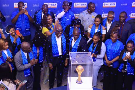 Ecobank En Partenariat Avec Visa Accueille Le Trophée De La