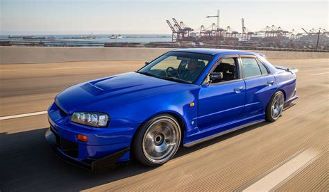 Why Does This R34 Nissan Skyline Have a Four-Cylinder Swap?