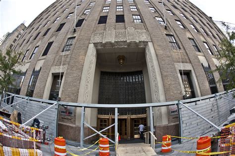 Testing of Modern Flood Wall at Verizon Headquarters in New York City ...