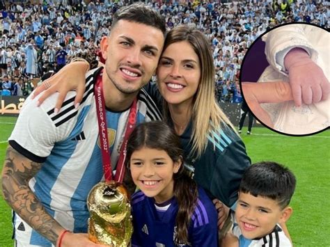Nació Lautaro, el tercer hijo de Leandro Paredes y Camila Galante