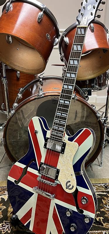 Epiphone Noel Gallagher Signature Supernova Union Jack Reverb