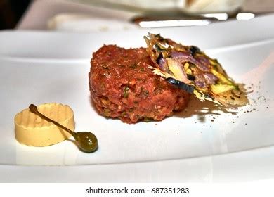 Tartare De Boeuf Images Stock Photos D Objects Vectors