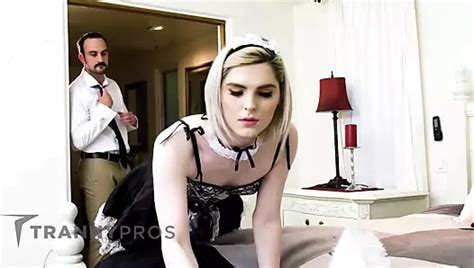 Ella Hollywood beim heißen Sex xHamster