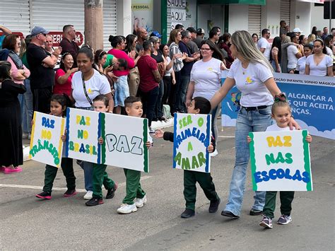 Confira Fotos Do Desfile De 7 Setembro Em Forquilhinha Cotidiano 4oito