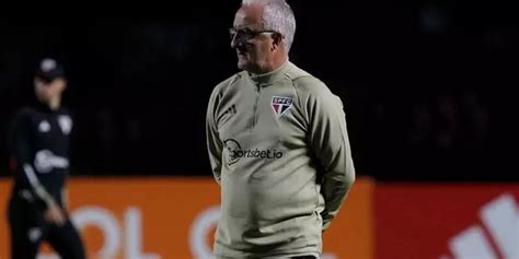 Fora Do S O Paulo Craque Fica Pronto Para Fechar Rival