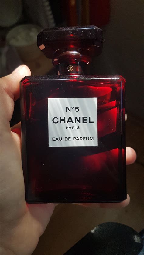 Chanel No 5 Eau De Parfum Red Edition Chanel Una Fragranza Da Donna 2018