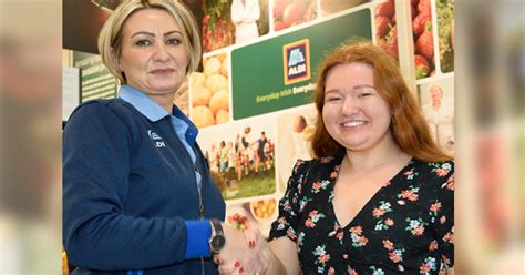 Letterkenny Woman Bags €5000 In Aldi Survey Sweepstake Donegal Daily