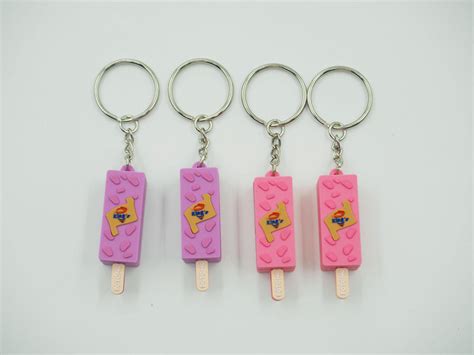 comprar Regalos creativos pequeño helado lindo llavero de PVC suave