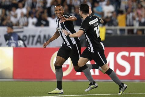 Em Alta No Botafogo Marlon Freitas Reencontra O Fluminense Com