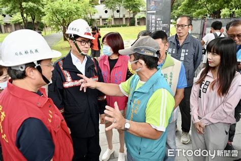 高雄淹水灌爆市長臉書討豪雨假！民企彈性上班？ 陳其邁回應了 Ettoday生活新聞 Ettoday新聞雲