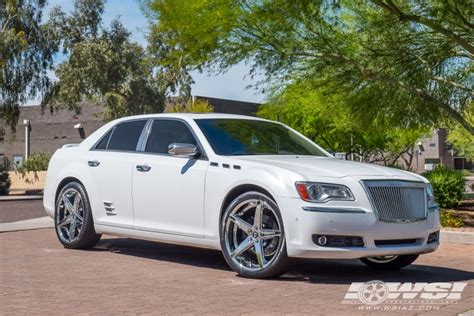 2011 Chrysler 300c With 22 Lexani R 4 In Chrome Wheels Wheel