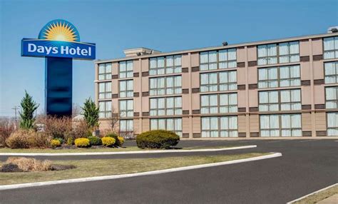 Howard Johnson Hotel Toms River Images And Videos First Class Toms