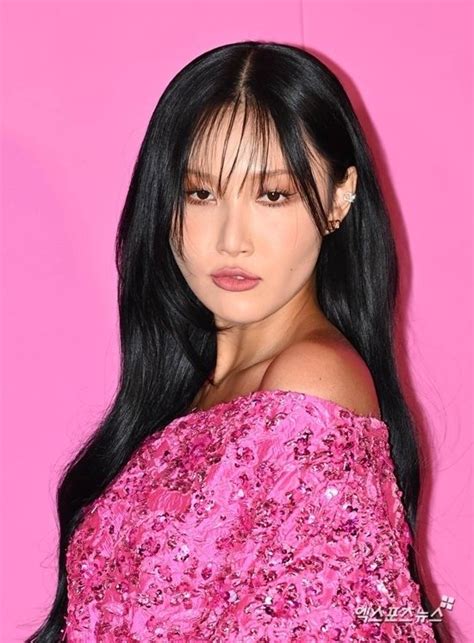 HWASA GLOBAL On Twitter It Is Reported That Hwasa Will Sign An