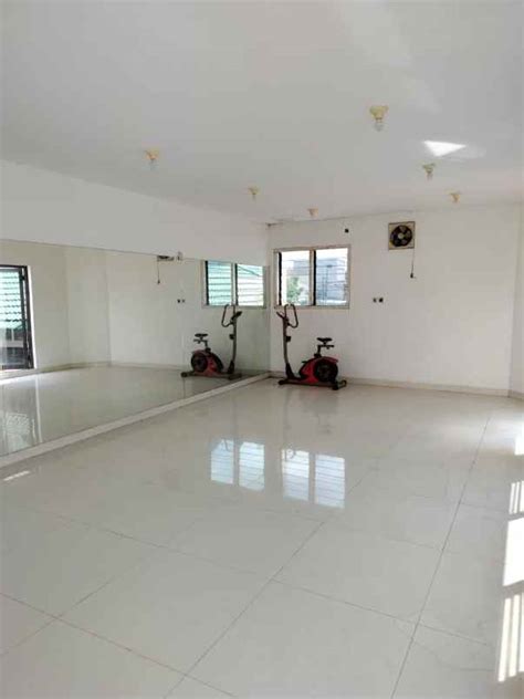 Rungkut Asri Rumah Lantai Full Furnish Row Mobil