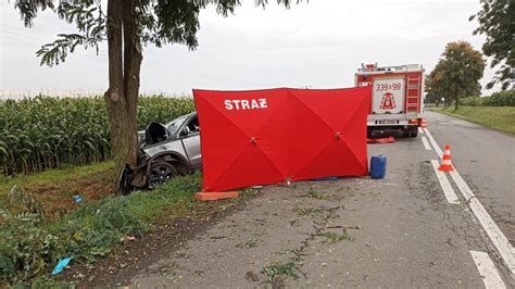 Tragiczny wypadek pod Wrocławiem Jedna osoba zginęła druga jest ranna