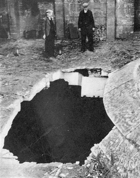 This Remarkable Photo Shows A War-Damaged St Paul's Cathedral | Londonist