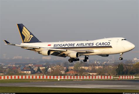 V Sfo Singapore Airlines Cargo Boeing F Photo By Jan Seler Id