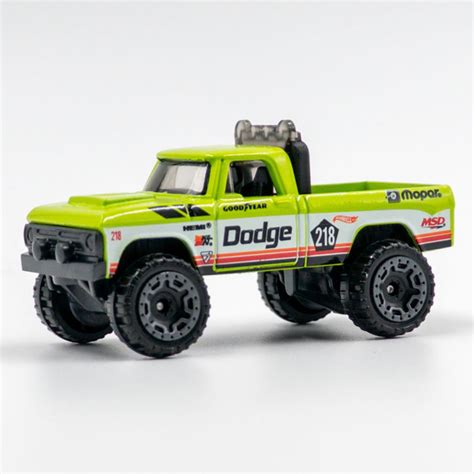 Hot Wheels Машинка 70 Dodge Power Wagon 2025 Машинки Хот Вилс Кейс D НОВИНКА 2025 купить на OZON
