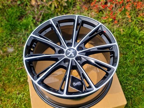 Nowe Felgi 17 5X108 Volvo S60 S90 V40 V60 Ford Peugeot 508 Kuga C4