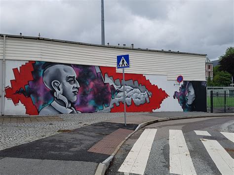 Touch me gentle by Dake25, SIWER - Street Art Cities