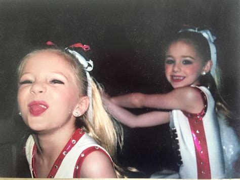 Lol Paige And Chloe Dance Moms Funny Dance Moms Memes Dance Moms