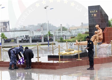 S E Nguema Obiang Mangue Supervisa Los Ensayos Del Desfile Militar Del