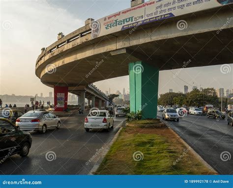 Marine Lines Flyover Pass at Marine Drive, Queen S Necklace. Mumbai ...