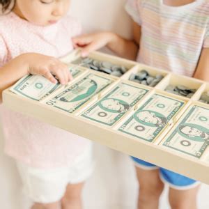 Amazon.com: Melissa & Doug Play Money Set - Educational Toy With Paper