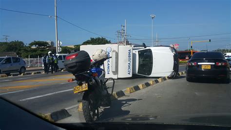 Ambulancia que transportaba a militar se accidentó en carril exclusivo