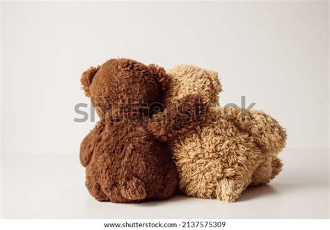 Teddy Bears Hugging Hi Res Stock Photography And Images Alamy Atelier