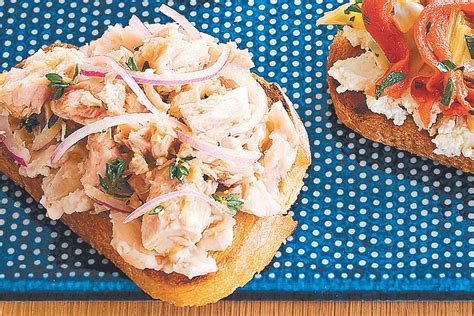 Bruschetta With White Bean Tuna And Thyme Topping Recipe