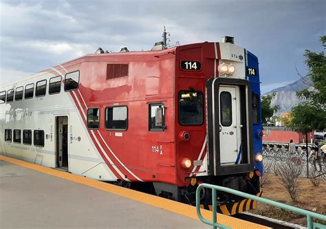 Der FrontRunner Der UTA Utah Transit Authority Hier Der