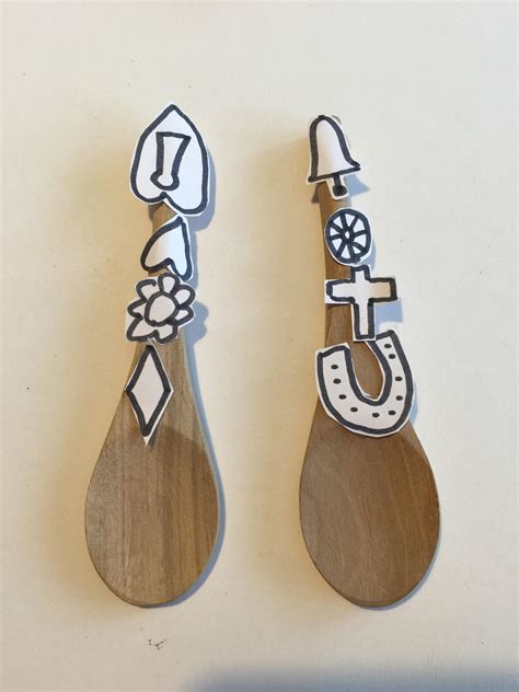 Welsh love spoon craft for St David’s Day - the-gingerbread-house.co.uk